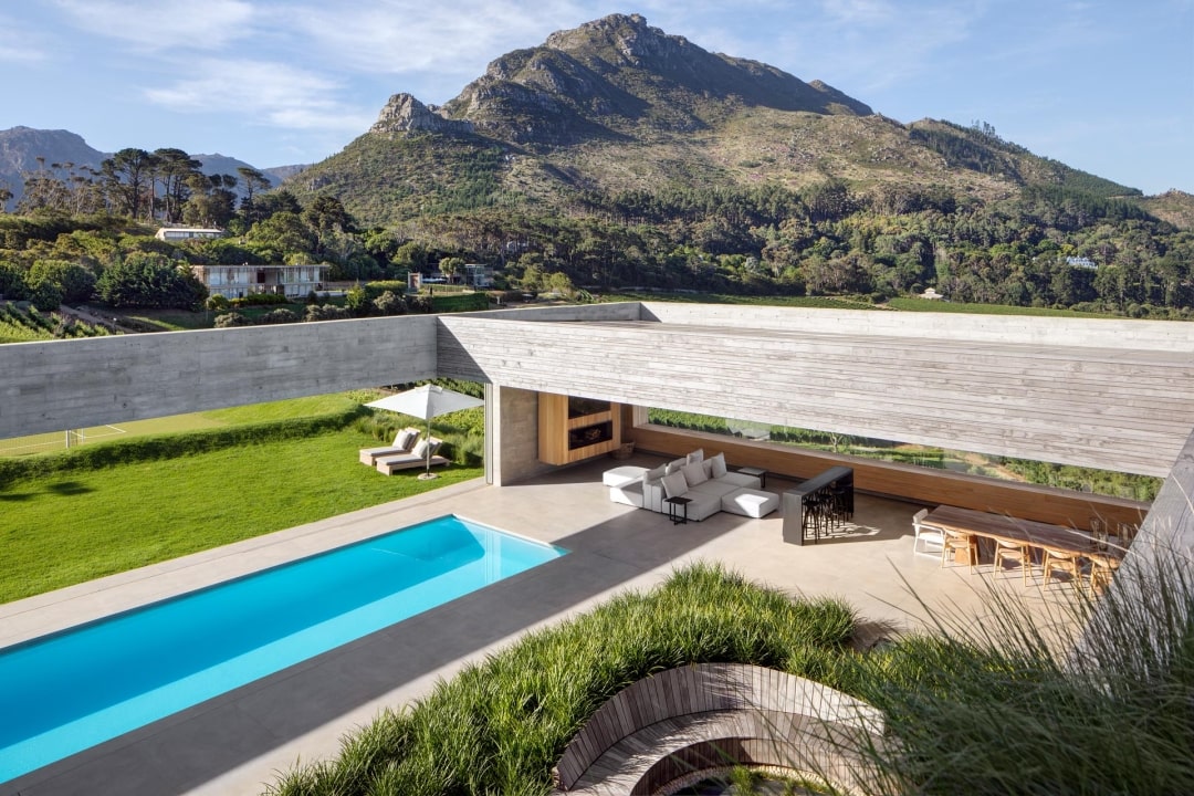 Beau Constantia